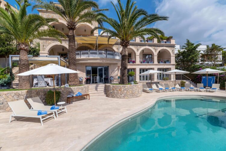 Villa Port Andraxt View Luxus Ferienvilla Mallorca Vorderansicht