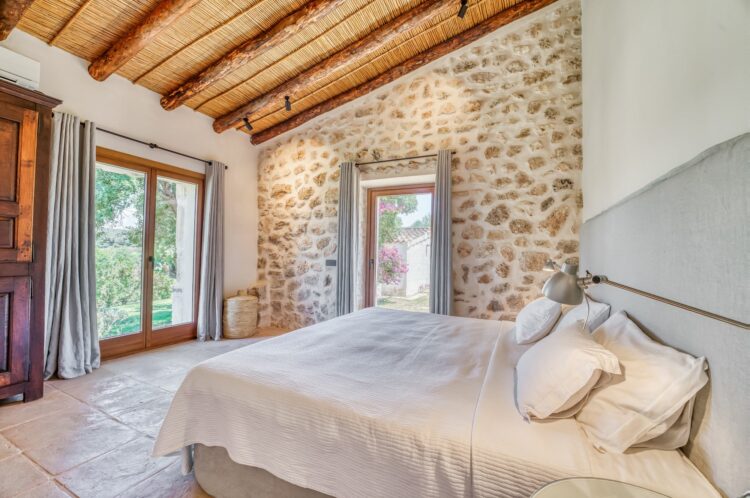 Villa San Lorenzo Traumhafte Ferienvilla Mallorca Detail Schlafzimmer