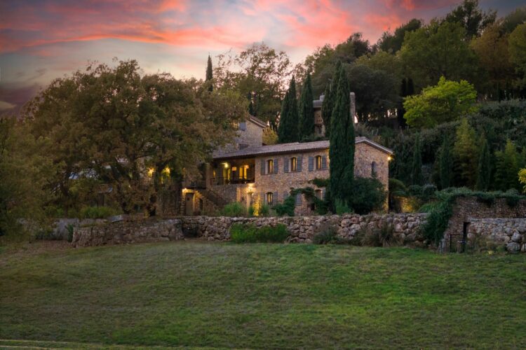 Villa Secret Escape Traumhaftes Ferienhaus Côte D’azur Frankreich Sonnenuntergang