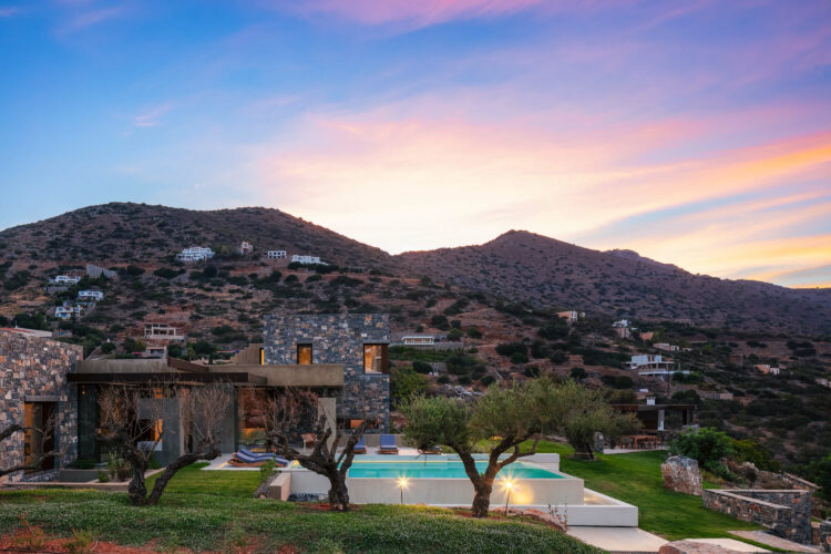 Villa Spinalonga Luxus Ferienhaus Kreta Außenansicht