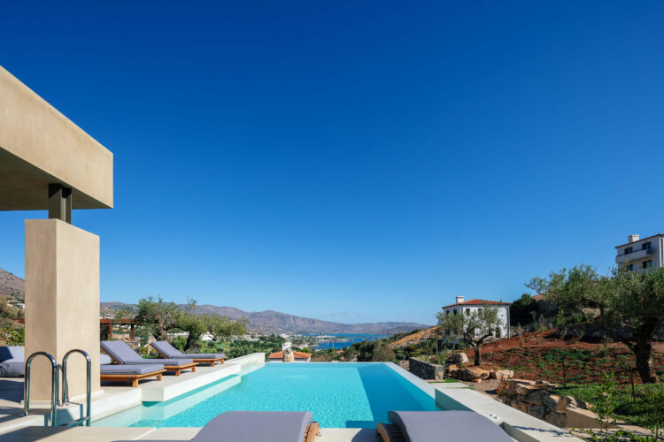 Villa Spinalonga Luxuriöses Ferienhaus Kreta Detail Infinity Pool