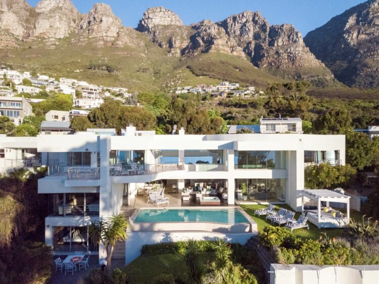 Villa Symphony Luxus Ferienhaus Camps Bay Südafrika Außenansicht