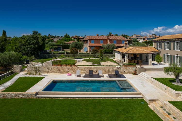 Villa Vabriga Luxus Ferienhaus Kroatien Istrien Großer Pool