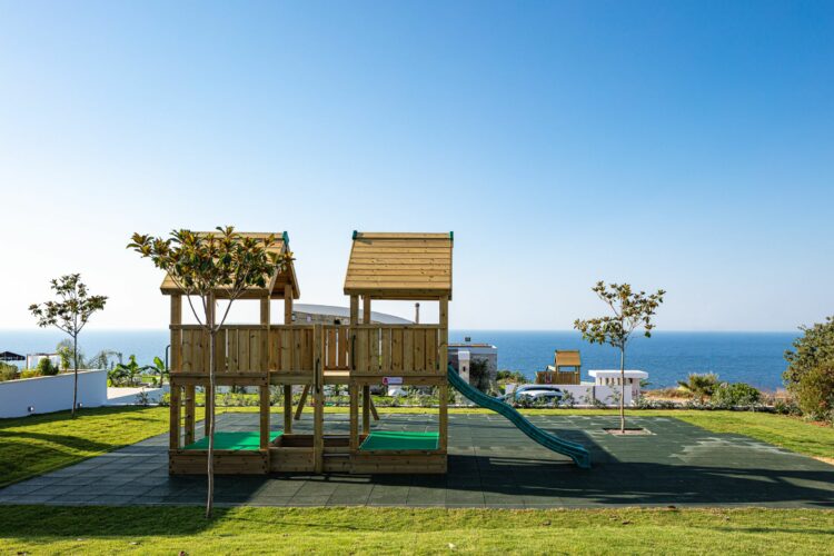 Villa Violi I Traumhafte Ferienvilla Kreta Mieten Kinderspielplatz