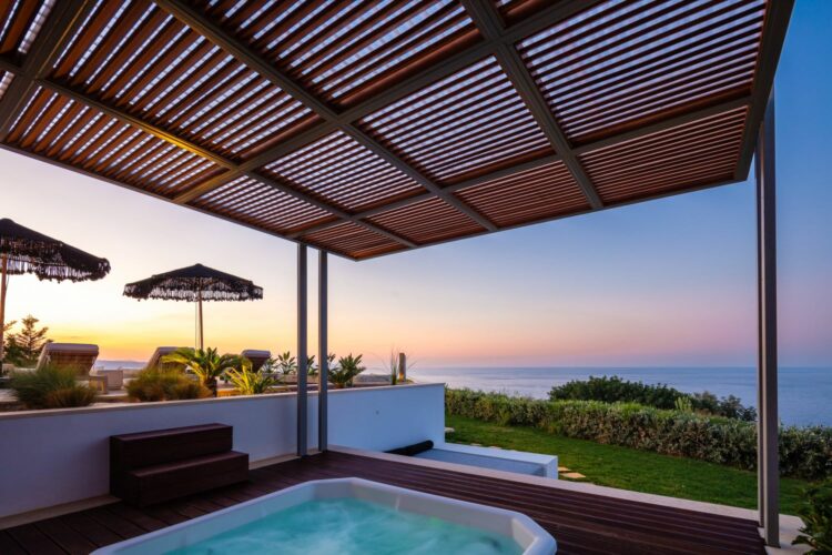 Villa Violi Ii Luxus Ferienhaus Kreta Mieten Whirlpool Bei Sonnenuntergang