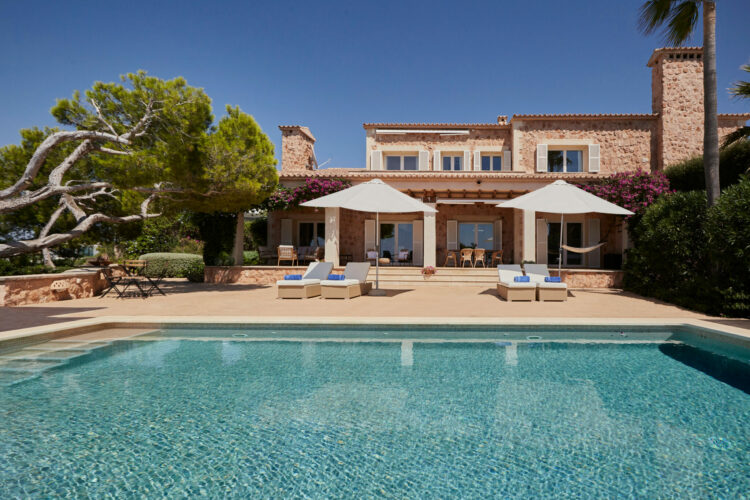 Villa De Ros Mallorca Detail Pool