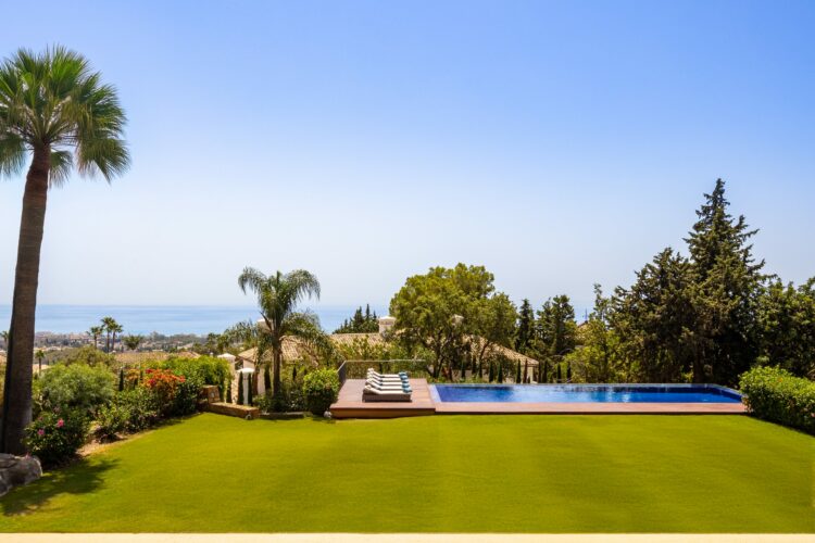 Villa Mit Pool Und Garten In Marbella Mieten – Villa Solare Für 14 Personen